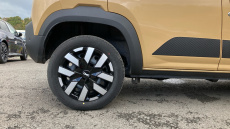 Dacia Spring 27kWh Expression 65 48kW 5dr Auto Electric Hatchback